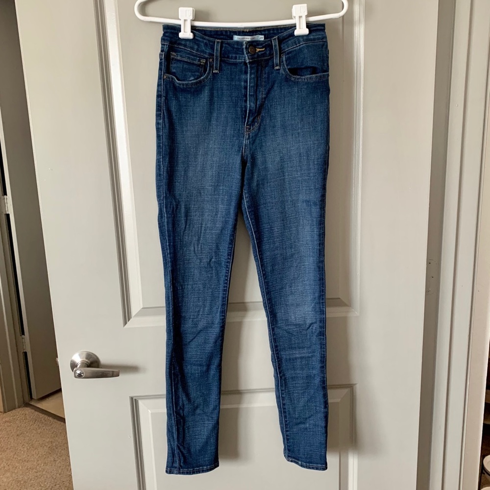 Levi’s 721 High Rise Skinny Jeans
